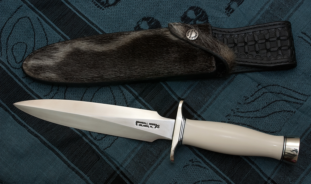 7 ножевых. Нож Рэндалл ножны. Randall Knife model 2 Fighting Stiletto. Ножны для стилета. Нож с обрубленным концом.